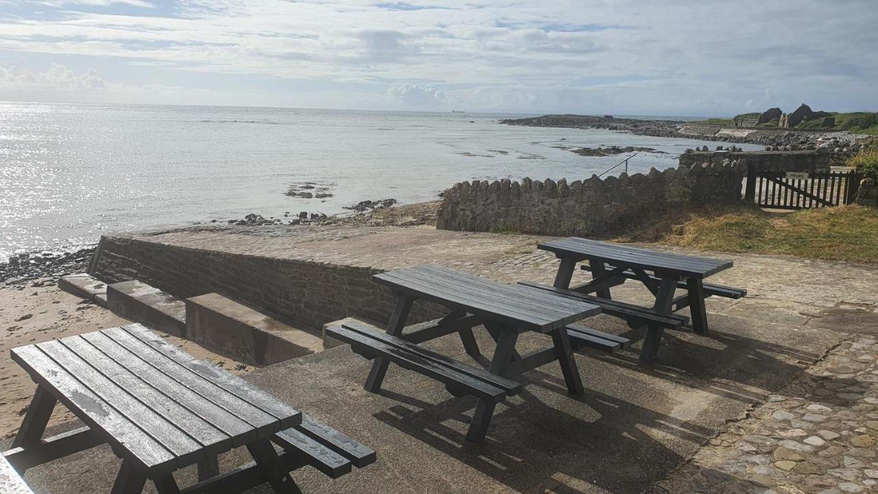 Yha Port Eynon Hostel Buitenkant foto