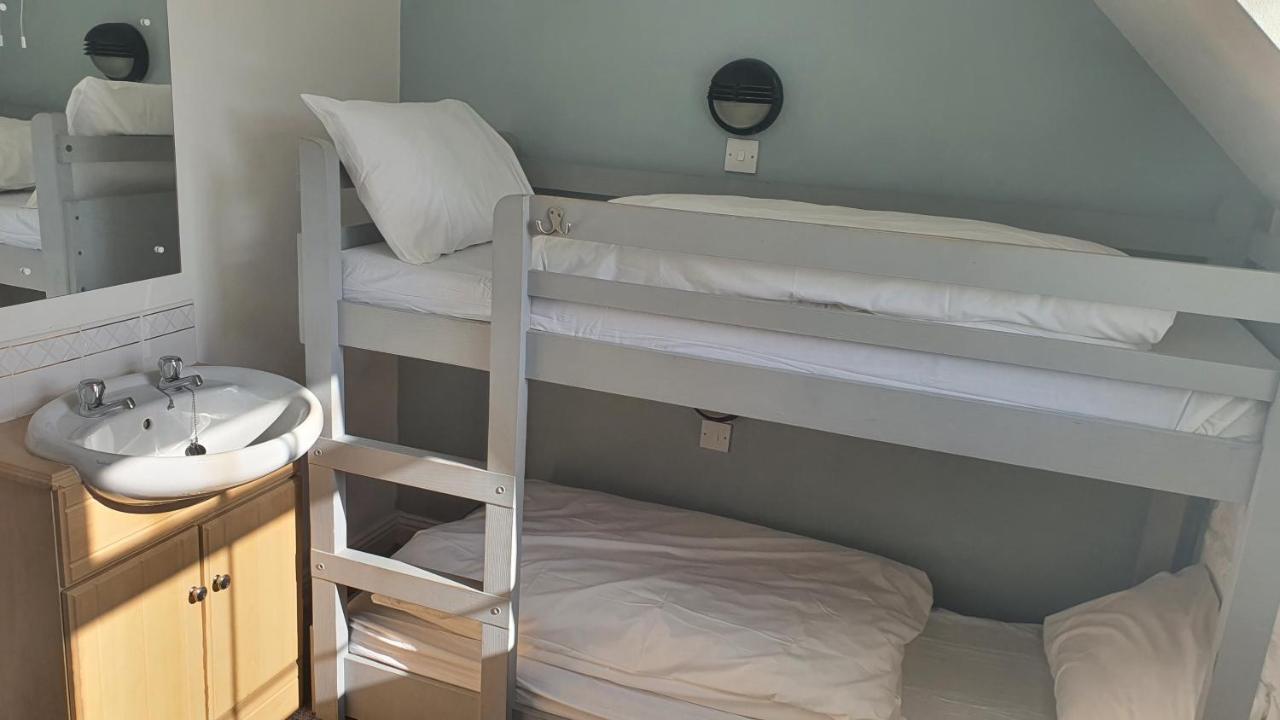 Yha Port Eynon Hostel Buitenkant foto
